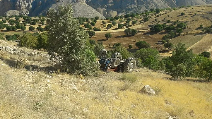 Malatya'da feci kaza, traktör şarampole uçtu: 1 ölü