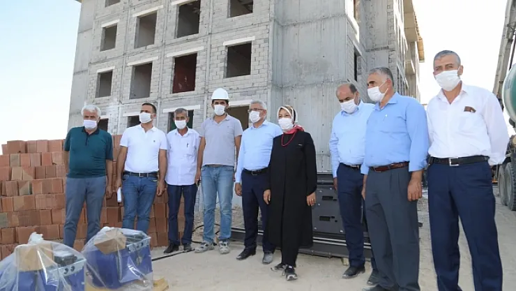 'Depremin yaraları sarılıyor'