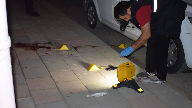 Husumetlilerin karşılaşması kanlı bitti: 1 ölü  1 yaralı