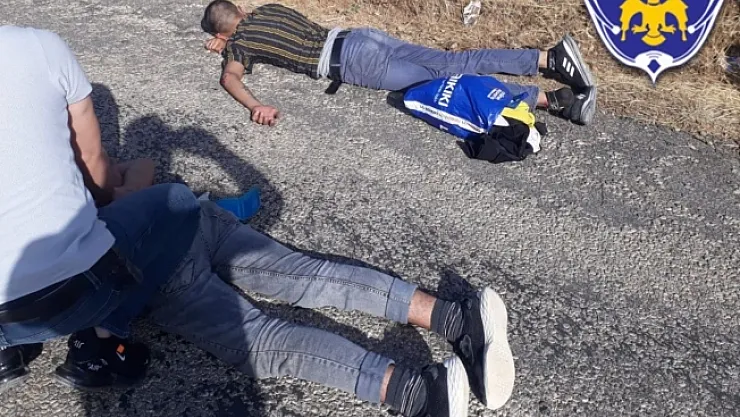 Kaza yapan hırsızlar kıskıvrak yakalandı