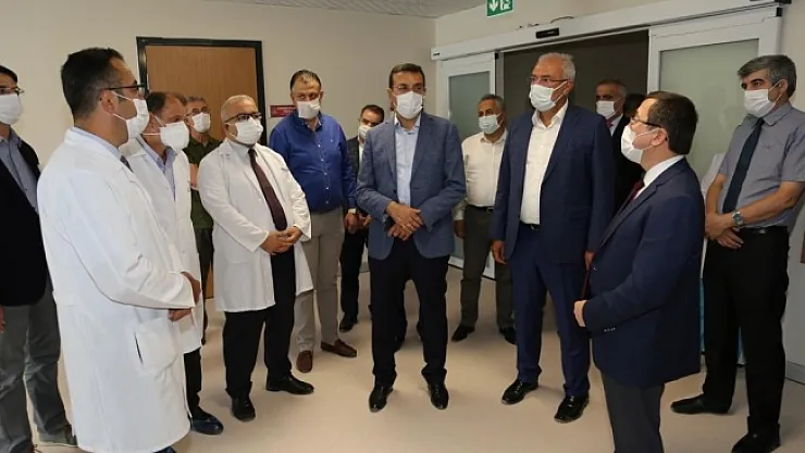 Milletvekillerinden Onkoloji Hastanesine tam not