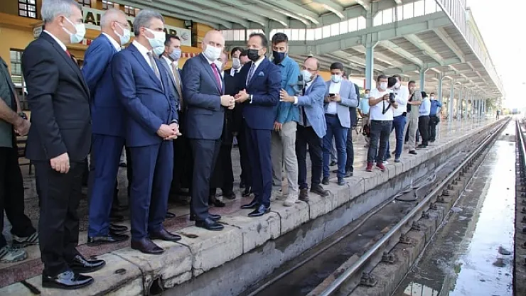 Karaismailoğlu talimat verdi! O bölgedeki tren rayları yer altına alınacak!