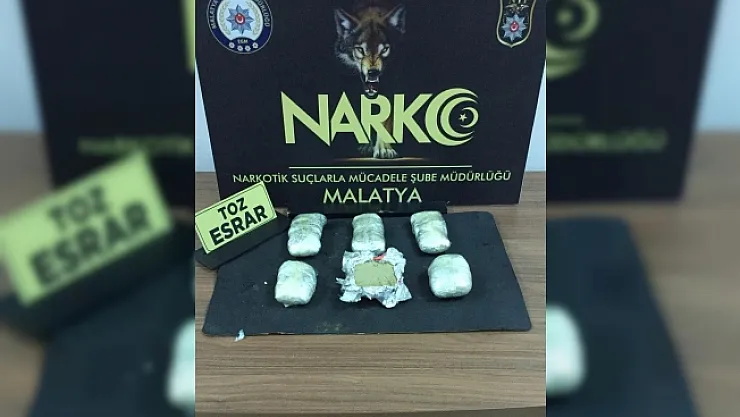 Malatya'da yolcu otobüsünde esrar sevkiyatına darbe!