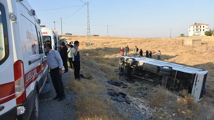 Malatya'da işçi servisi şarampole yuvarlandı: 12 yaralı