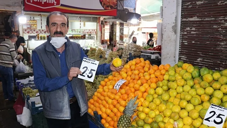 Pazar esnafını hem marketler hem de koronavirüs vurdu