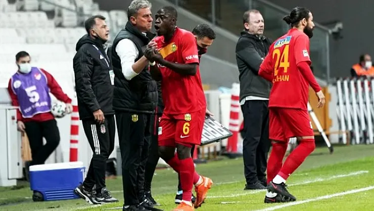 Acquah'ın anlamsız tepkileri... &quotKimse 90 dakika sahada kalacak diye bir şey yok&quot