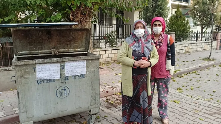 Bir anlık dalgınlıkla hayallerini çöpe attı! Çöpe attığı 3 bileziğini geri istiyor!