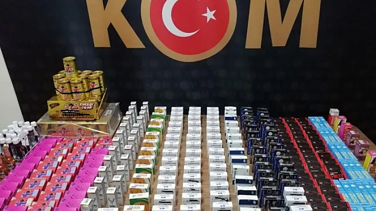 Malatya'da cinsel içerikli kaçak ürünler ele geçirildi