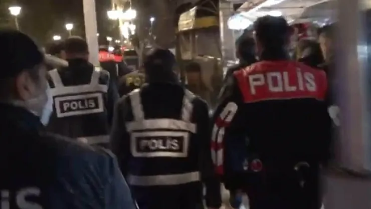 Malatya'da işletmeler 22.00' da kepenk kapattı