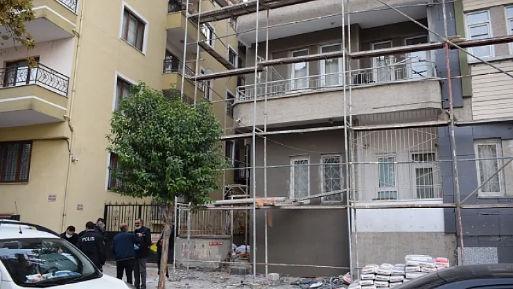 Malatya'da korkunç olay! İnşaat işçisi iskeleden düştü, yaralandı!