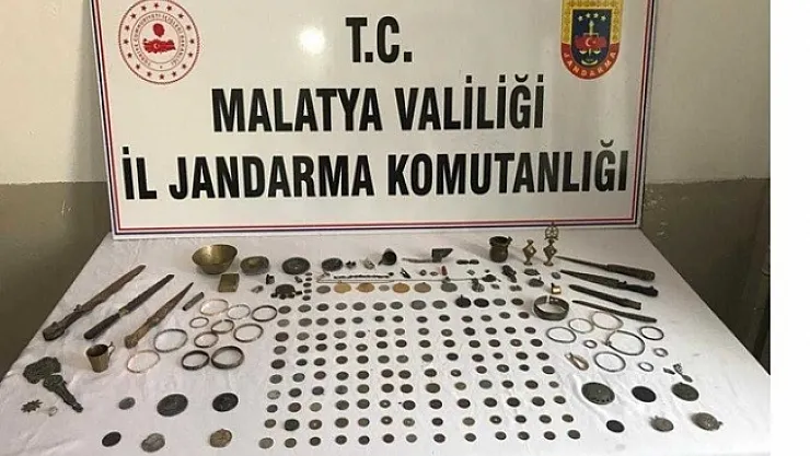 Özel ekipten tarihi eser operasyonu! 214 tane ele geçirildi!