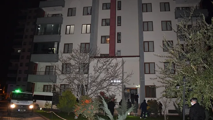 2 çocuk babası şahıs banyoda ölü bulundu