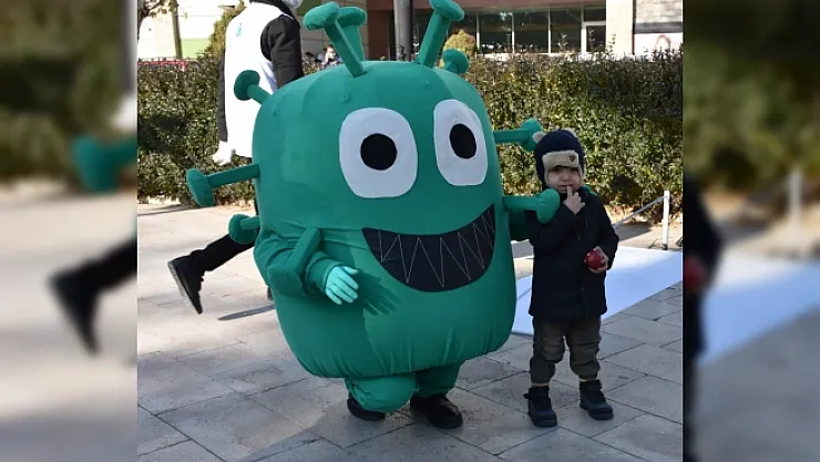 Korona virüs Malatya'da ortaya çıktı! vatandaş fotoğraf için sıraya girdi