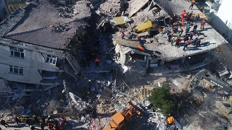 Elazığ depreminin üzerinden tam bir yıl geçti... Acılar hala taze...