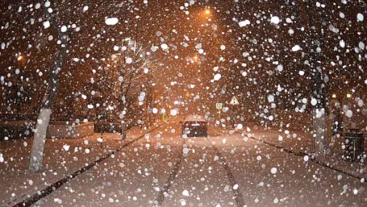 Kent merkezi beyaza büründü
