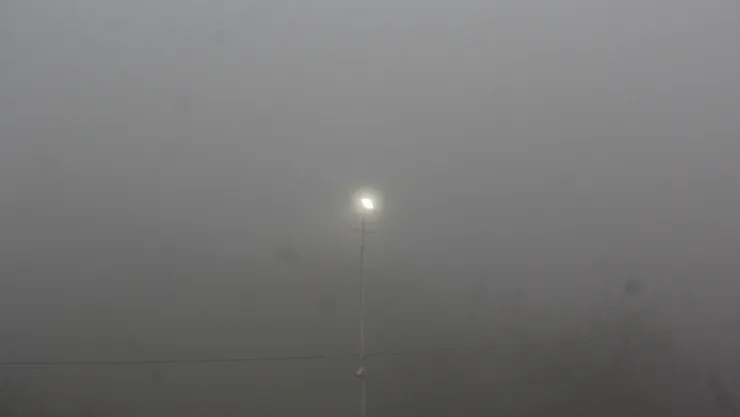 Malatya'da göz gözü görmüyor! Yoğun sis etkisini artırdı!