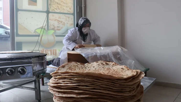Ev hanımlarının ekmek hayali gerçek oldu! Evlere servis başladı