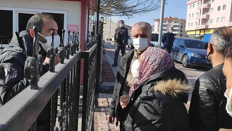 Malatya'da acı bekleyiş! Çocukları kaçırılan aileler, adli tıp önünde bekliyor