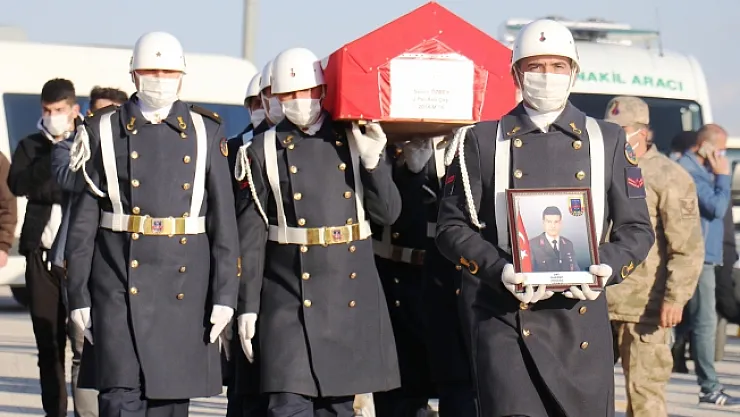 Malatya şehidini son yolculuğuna uğurladı!