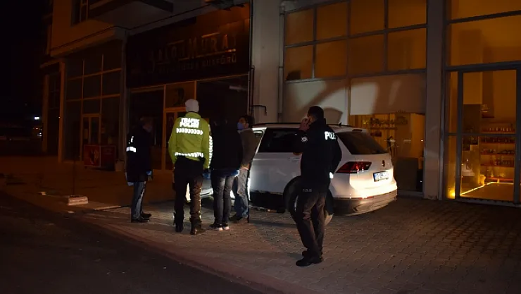 Polisin 'dur' ihtarına uymayarak kaçtı, aracının içinden 2 adet pompalı tüfek çıktı