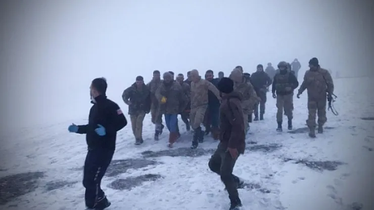 Bitlis-Tatvan kırsalında askeri helikopter düştü: 9 şehit 4 yaralı!