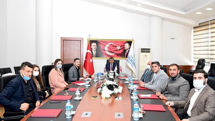 Gürkan'dan kayısı vurgusu: Malatya'nın kayısı kooperatifine ihtiyacı vardı