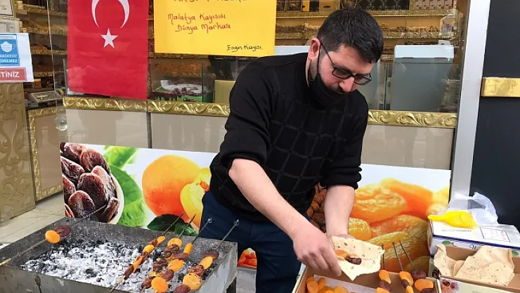 Kayısıdan bu sefer de kebap yaptılar