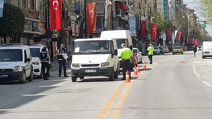 Malatya'da kısıtlamayı ihlal eden 104 kişiye 93 bin lira ceza