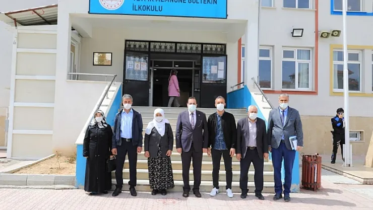 Şehit Hamdi Dikmen'in ismi kütüphanede yaşatılacak