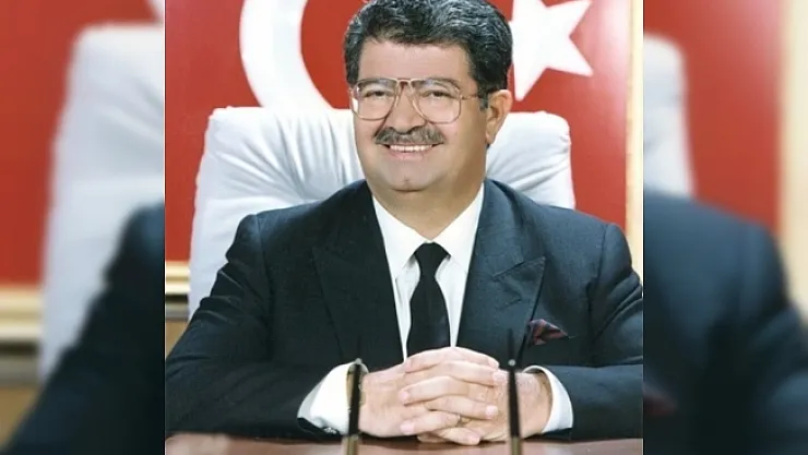 Turgut Özal vefatının 28. yılında anıldı