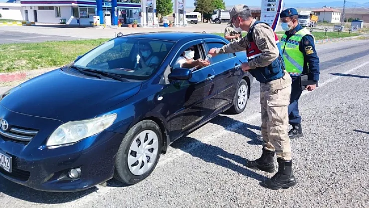 jandarmadan önce ikram, sonra denetim