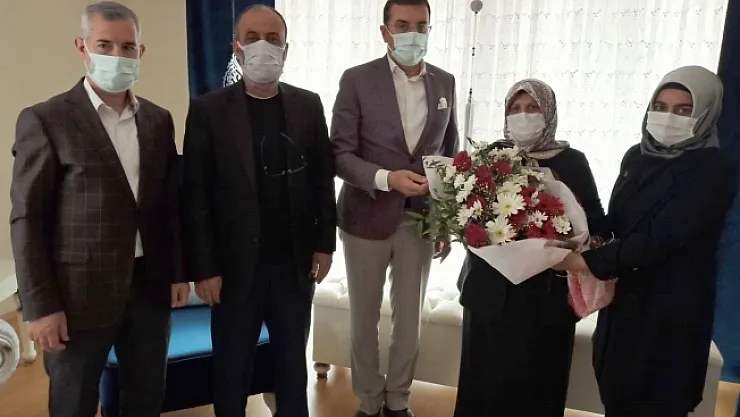 Şehit Semih Özbey'in Annesi Sadiye Özbey'e Anneler günü özel ziyareti