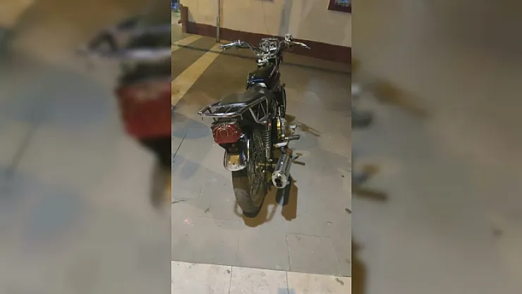 'Dur' ikazına uymadı, motosiklet fiyatından fazla ceza aldı