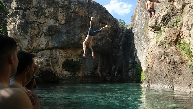 Malatya'da sıcaktan bunalanlar Karasu'ya akın ediyor