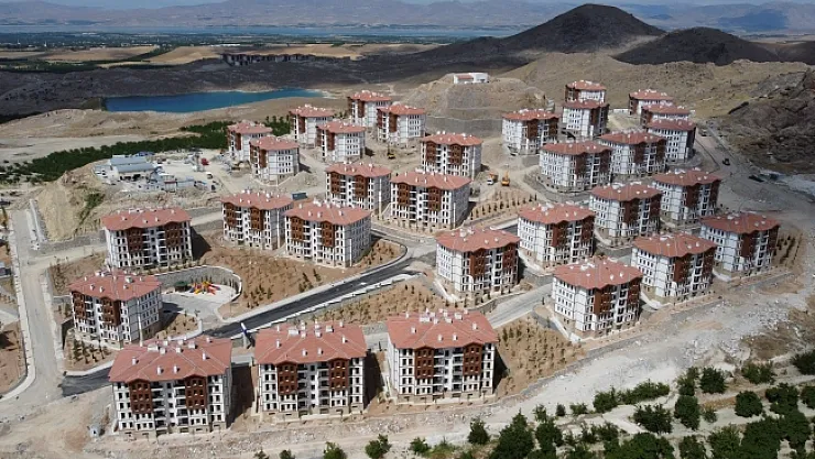 Malatya'da tamamlanan deprem konutları vatandaşların yüzünü güldürdü