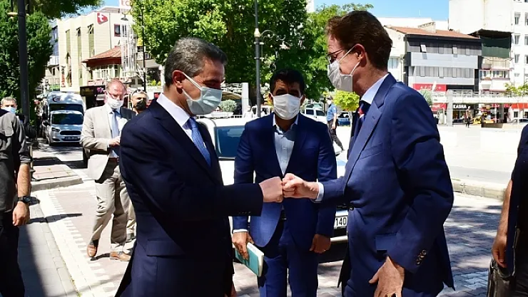 Malatya'ya gelen Landrut'tan kayısıya övgü