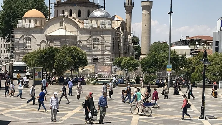 Vatandaşlardan sırası gelenlere aşı çağrısı