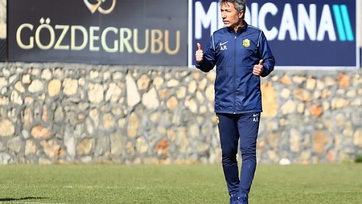 Yeni Malatyaspor'da sportif direktör Ali Ravcı ile yollar ayrıldı