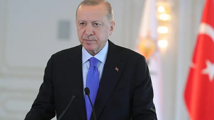 Erdoğan Türkiye gençlik zirvesinde konuştu