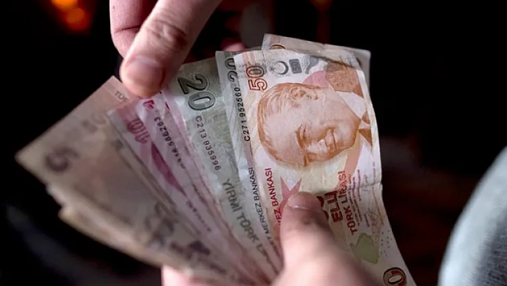 Temmuz ayı burs ve kredi ödemeleri hesaplara yatmaya başladı