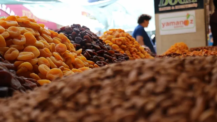 115 ülkeye ihraç edilen kuru kayısıda hedef Uzak Doğu ve Brezilya'ya ihracatı arttırmak