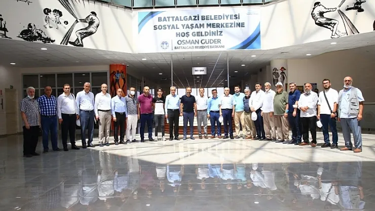 Battalgazi'deki hizmet ve yatırımlara STK'lardan tam not