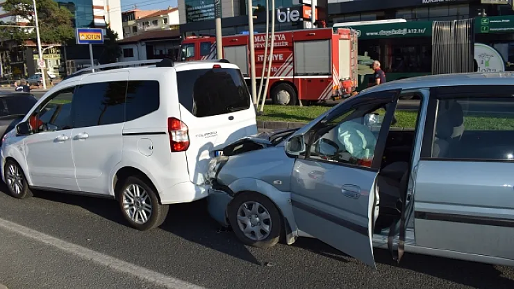 Malatya'da peş peşe 2 zincirleme kaza: 1 yaralı