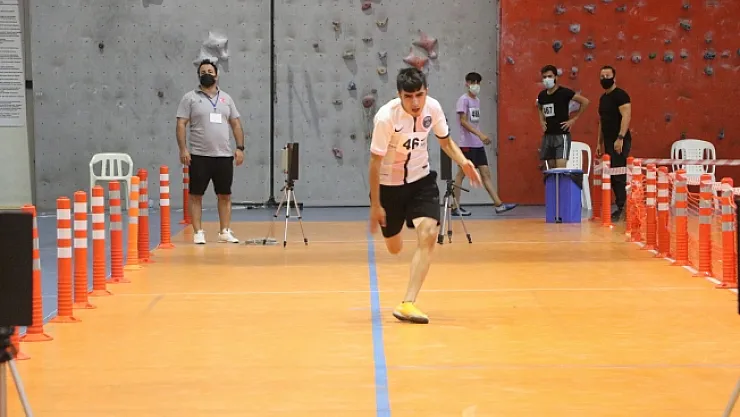 Özel yetenek sınavında zamanla yarıştılar