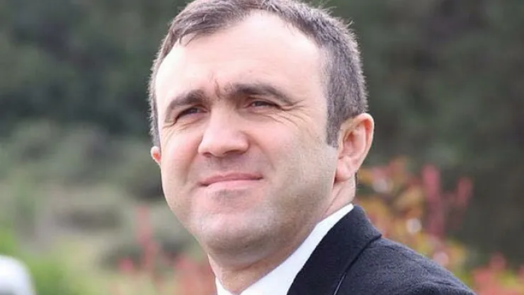 Tanınmış insan kaynakları yöneticisi aşı konusunu değerlendi