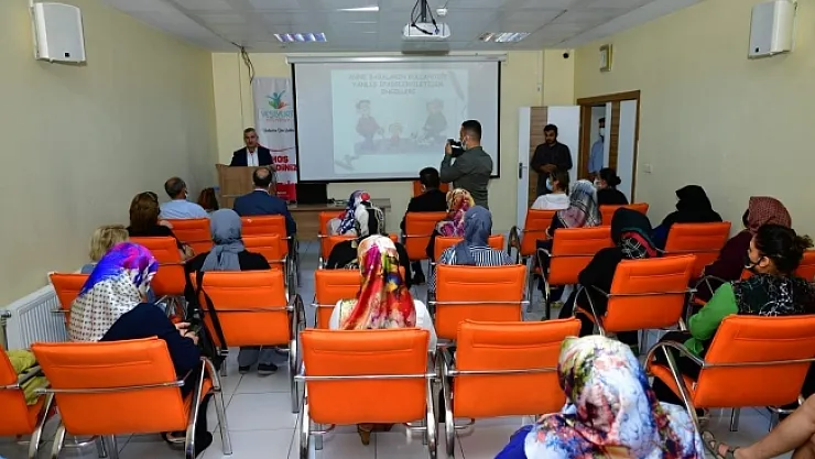 Çınar, Anadolu İrfanı Seminerleri açılış programına katıldı
