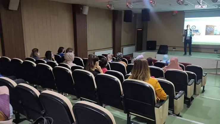 &quotEn İyi Narkotik Polisi Anne" projesi kapsamında Malatyalı annelere eğitim