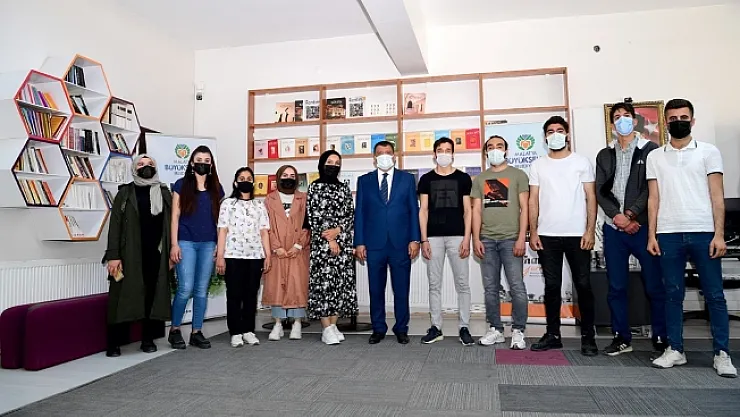 Gürkan:  İlimize gelen tüm öğrencilerimiz bizim misafirimiz