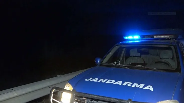 Malatya'da feci kaza... Tırın altına giren motosiklet metrelerce sürüklendi: 1 ölü