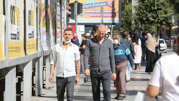 Malatya'da maske takmayanlardan şaşırtan savunmalar!